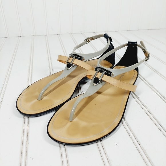 BCBGeneration Calantha Gray Black Jelly Thong Buckle Strap Flat Sandals F342 - Picture 2 of 11